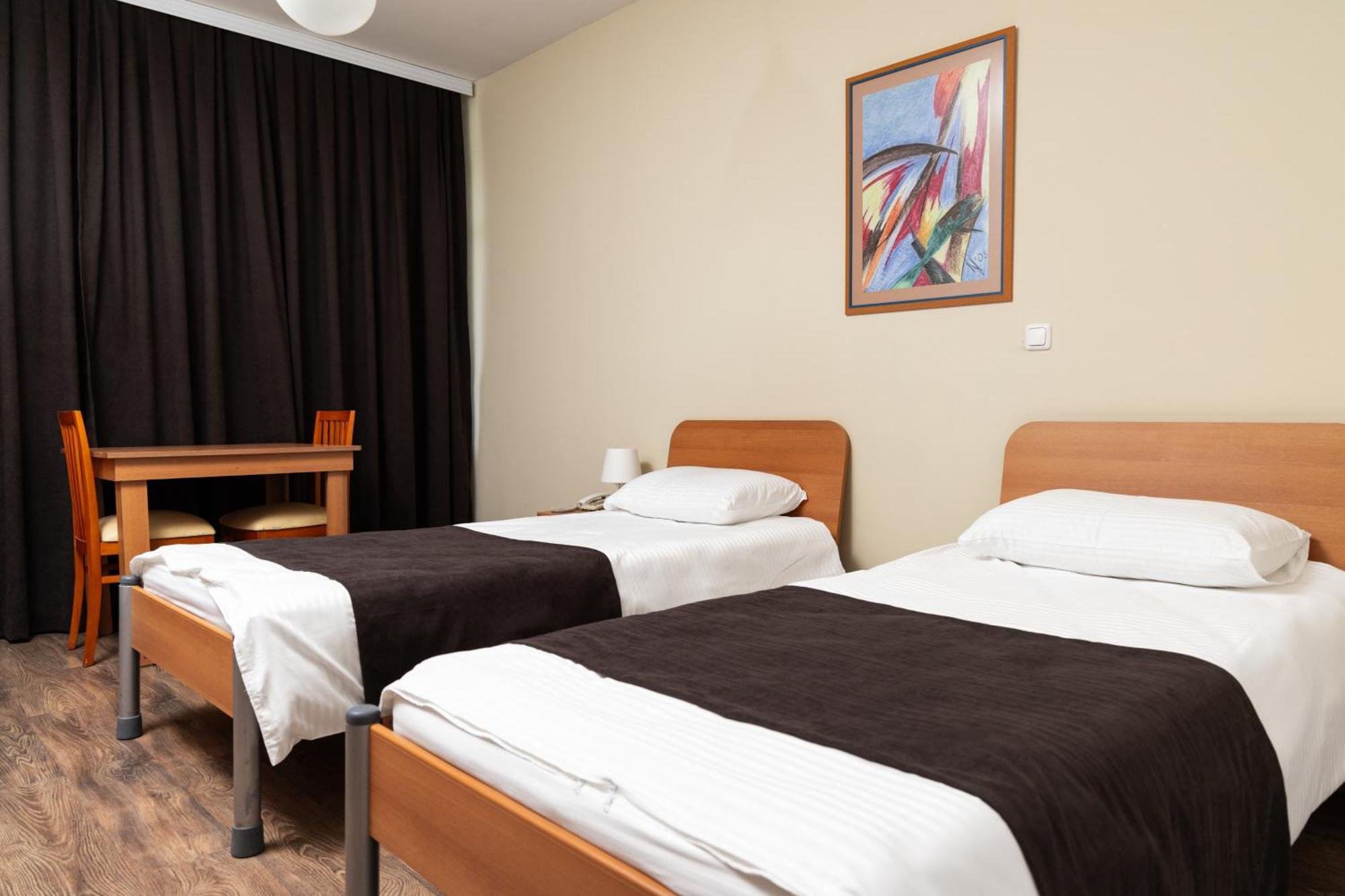 Hotel Luxor Pristina Kültér fotó